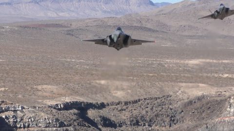 Latest Buzz Video Of Two F-35s Practicing In Death Valley | Frontline Videos