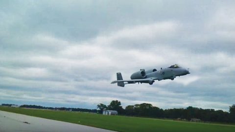 This Guy Got A Personal A-10 Flyby That’ll Raise The Hair On Your Neck | Frontline Videos