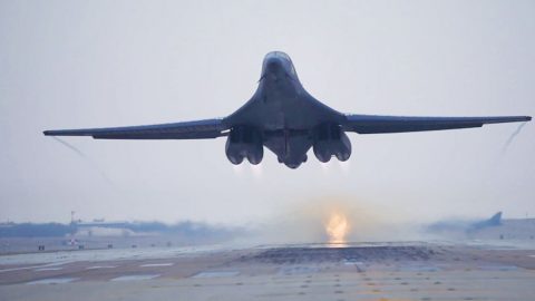 Two B-1s Blasting Full Afterburners Right Over The Cameraman | Frontline Videos