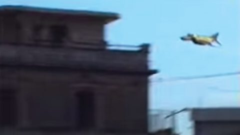 1993: F-4 Phantom Flying Low For Spectators | Frontline Videos
