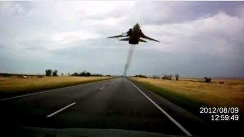 Dash Cam Footage Of Random Jet Fighter Barely Clearing Car | Frontline Videos