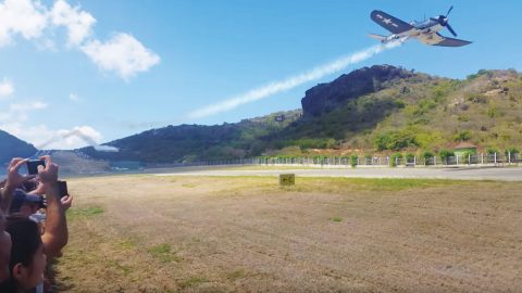 Without The FAA, Warbirds Can Have Extra Fun In St. Barth | Frontline Videos