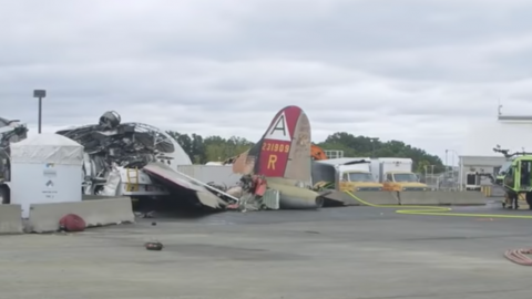 B-17 Flying Fortress Crash Aftermath- Bradley International Airport | Frontline Videos