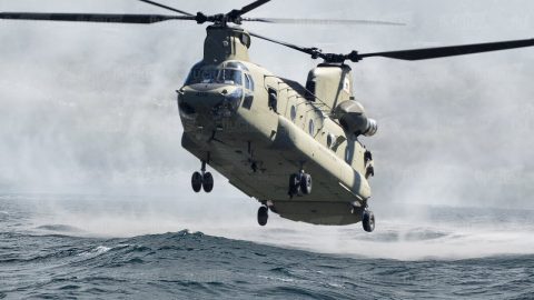 US Special Forces Insane Technique to “Land” Massive Helicopter in Middle of the Sea | Frontline Videos