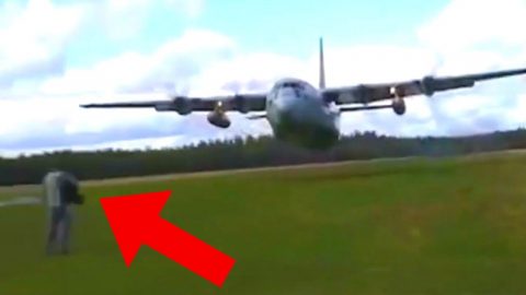C-130 Hercules Performs A Low Flyby | Frontline Videos