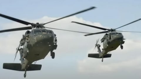 Fatal Black Hawk Helicopter Crash “Black Boxes” Recovered | Frontline Videos