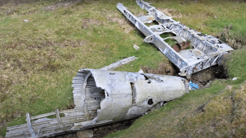 The Last Heinkel – Britain’s Only Remaining WW2 German Plane Wreck | Frontline Videos